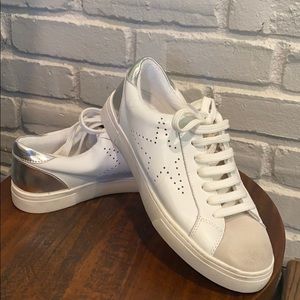 Steve Madden Sneaker